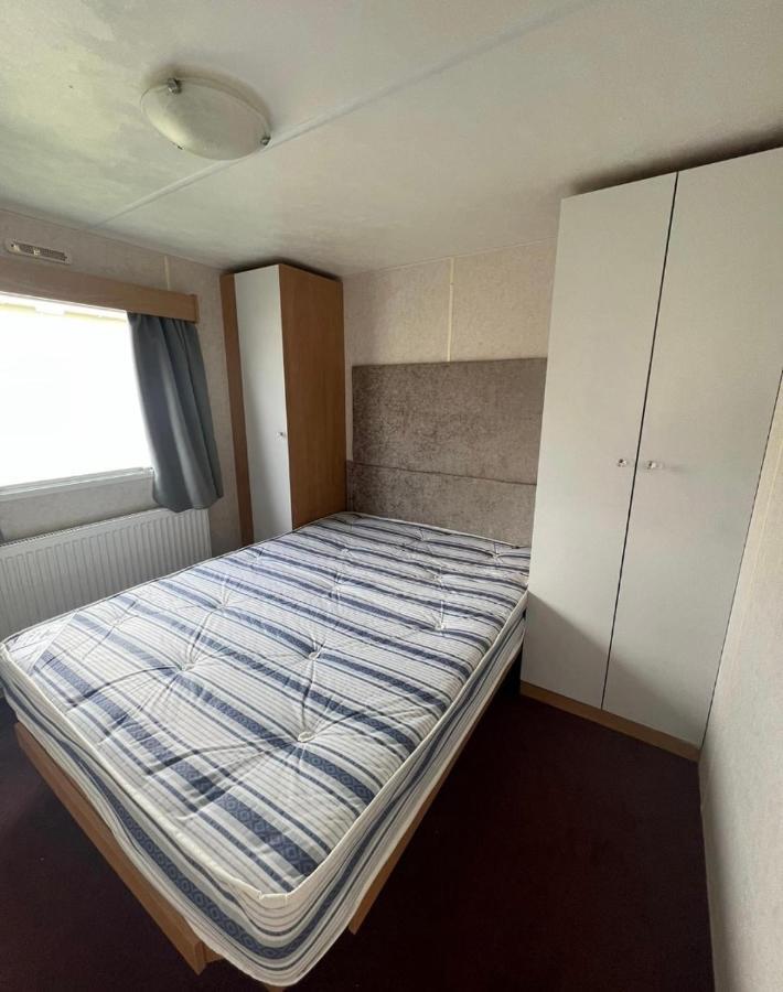 4 Berth Lido Beach Prestatyn Esterno foto